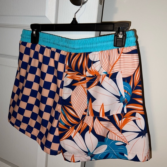 Frame of Mind board shorts - Picture 2 of 5